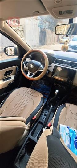 رینۆ داستەر